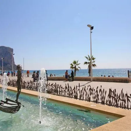 Sleeps 3 Pool Air Con Wifi T792070 아파트 칼페
