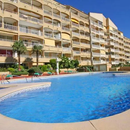 Sleeps 3 Pool Air Con Wifi T792070 * Calp