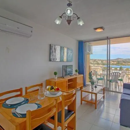 Sleeps 3 Pool Air Con Wifi T792070 Daire *